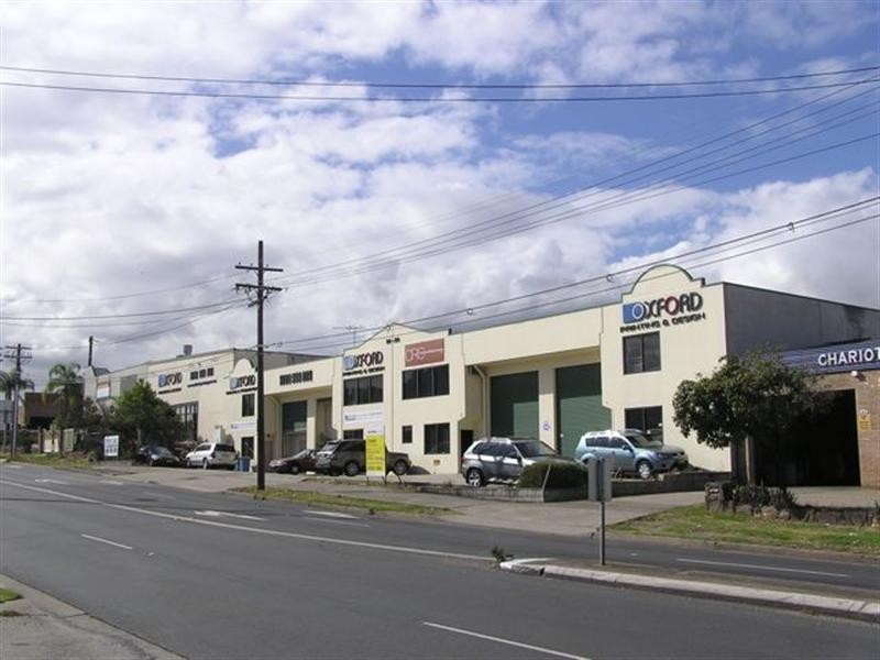 1/21-23 Brunker Road, Greenacre NSW 2190