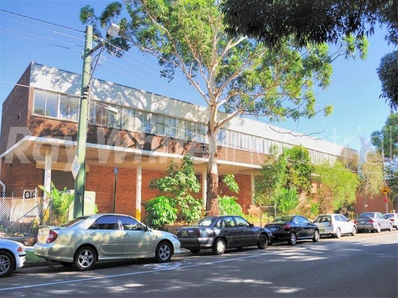 96 Dalmeny Avenue, Rosebery NSW 2018