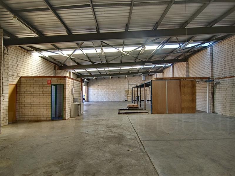 2/23 Garema Circuit, Kingsgrove NSW 2208