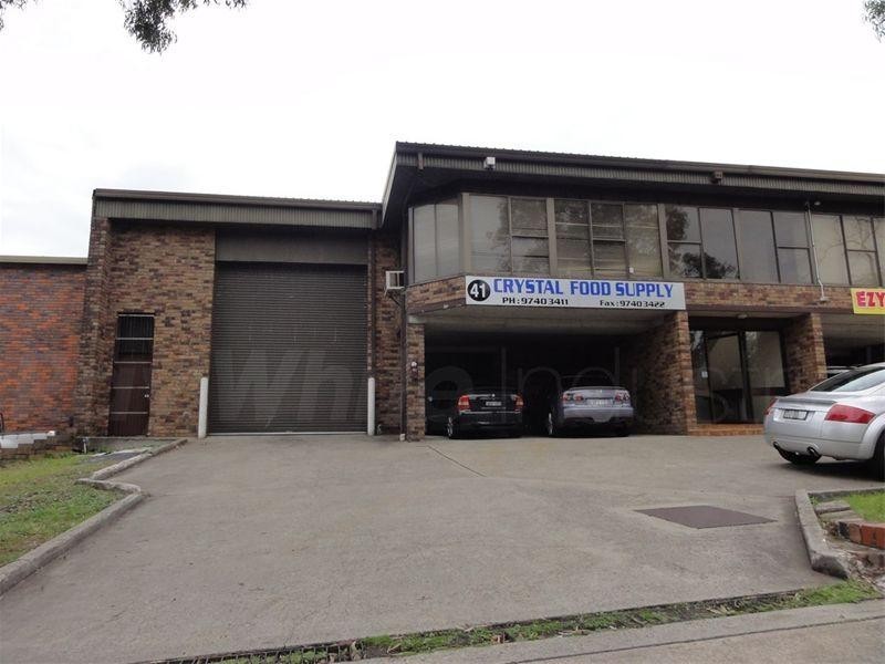 41b Garema Circuit, Kingsgrove NSW 2208