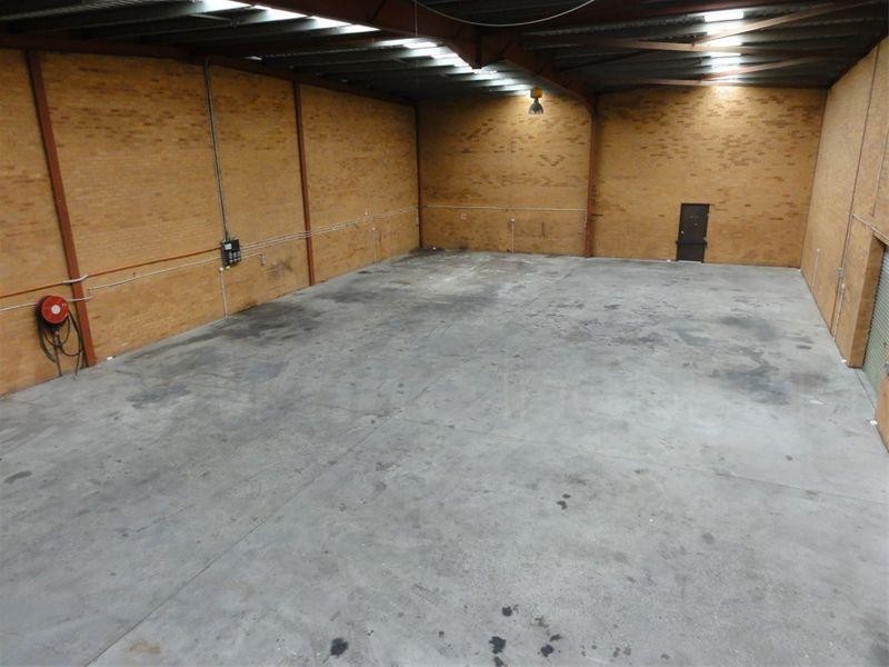 41b Garema Circuit, Kingsgrove NSW 2208