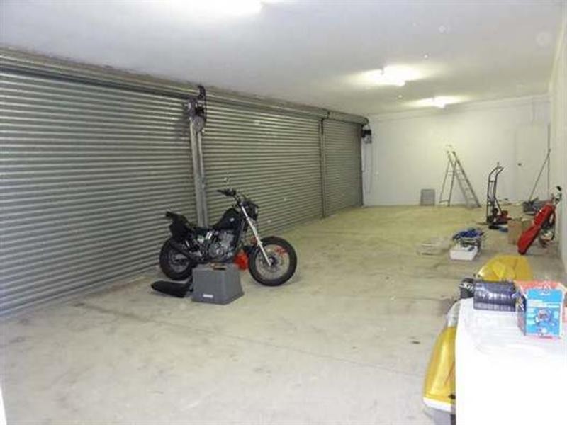 33 Barry Avenue Mortdale /, Peakhurst NSW 2210