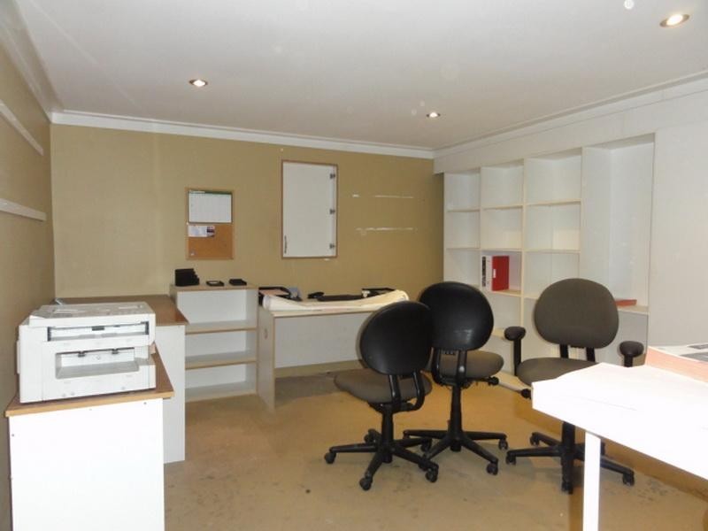 27 Meeks Road, Marrickville NSW 2204