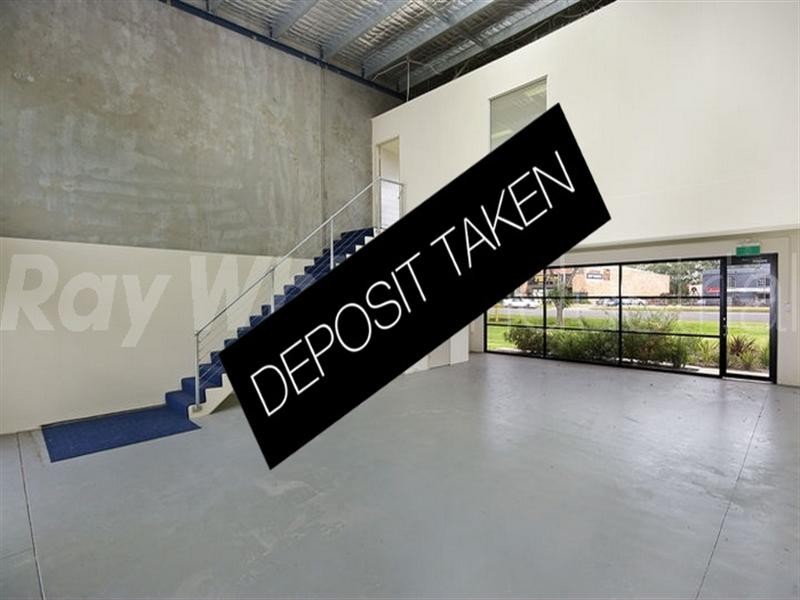 3/3 Kelso Crescent, Moorebank NSW 2170