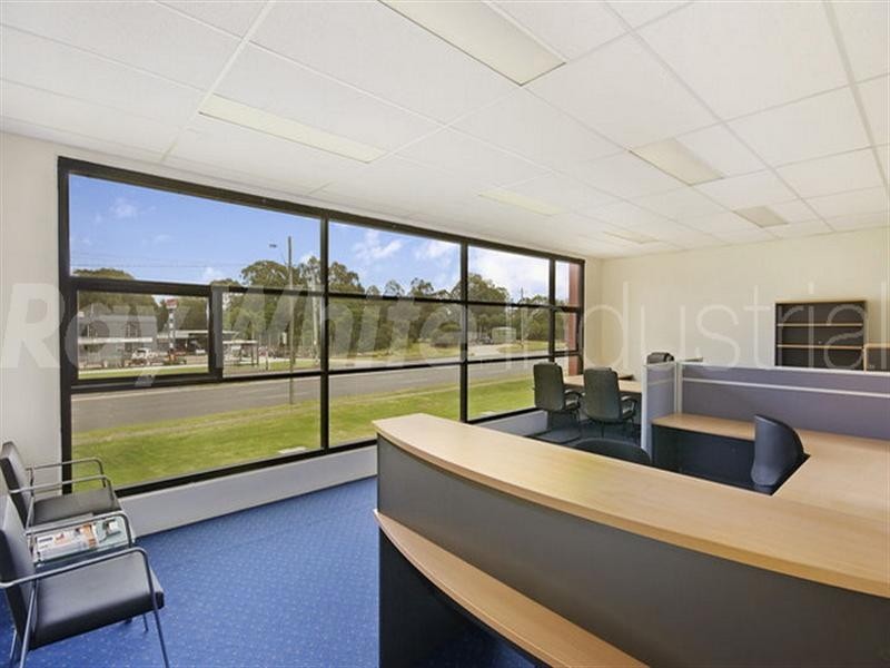 3/3 Kelso Crescent, Moorebank NSW 2170