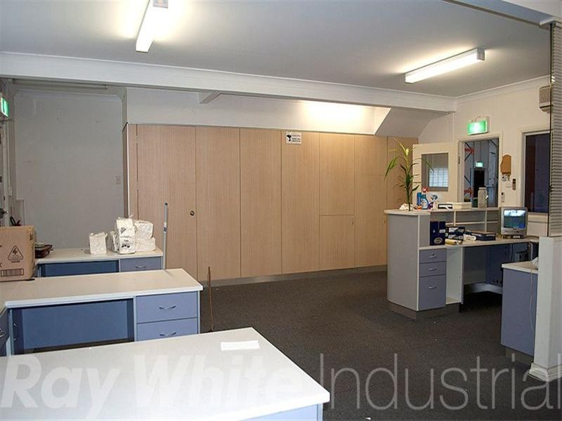 41 Waterview Street, Carlton NSW 2218