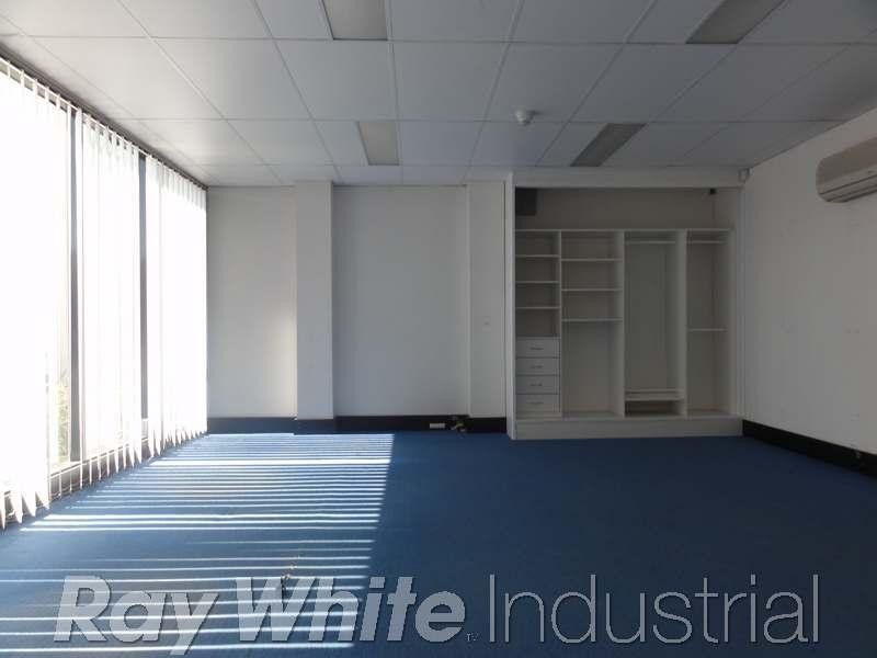 11/22-24 Norman Street, Peakhurst NSW 2210