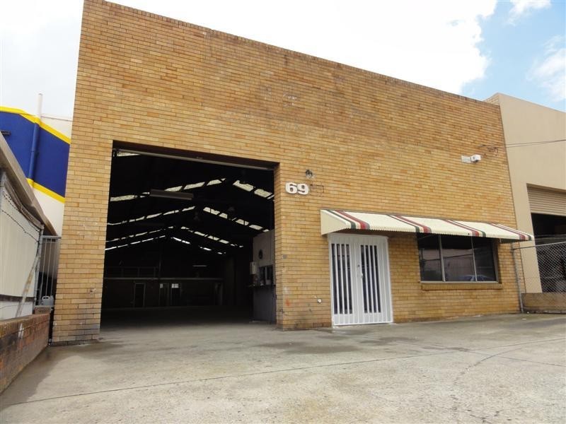 69 Rosedale Avenue, Greenacre NSW 2190