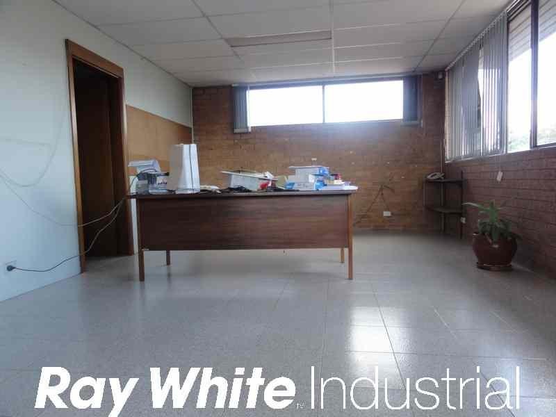 2 Hearne Street – Mortdale /, Peakhurst NSW 2210