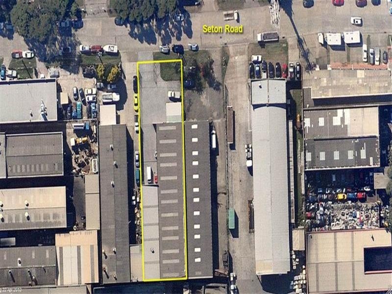 10 Seton Road, Moorebank NSW 2170