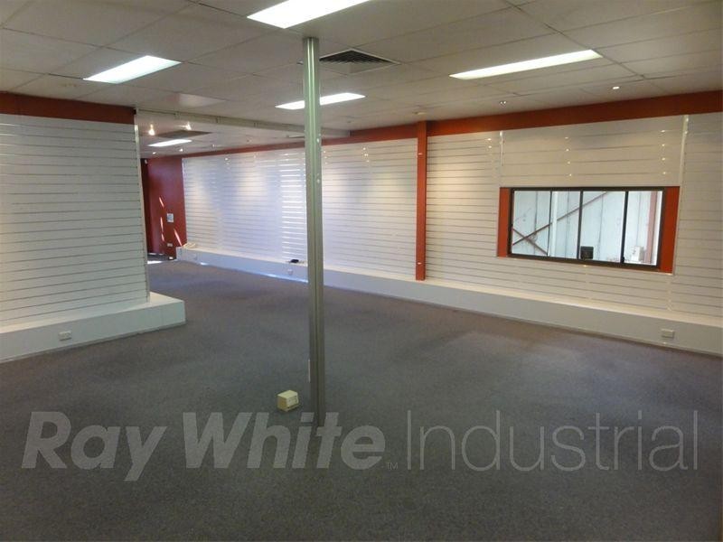 1/32 Lilian Fowler Place, Marrickville NSW 2204