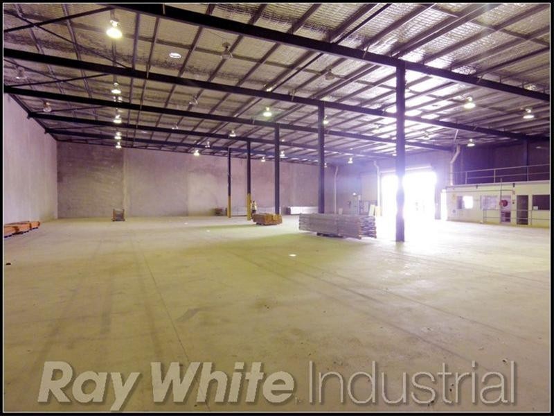 1/5 Viscount Place, Liverpool NSW 2170