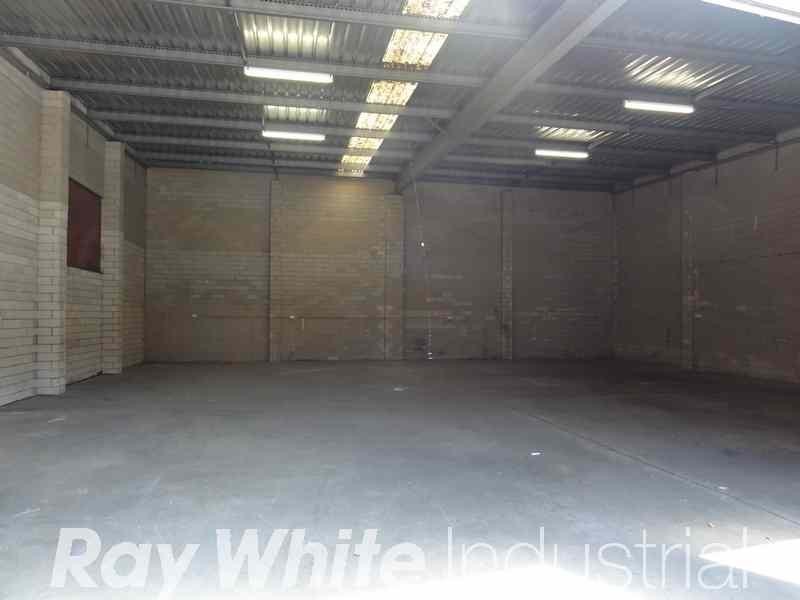 6/27-29 Garema Circuit, Kingsgrove NSW 2208