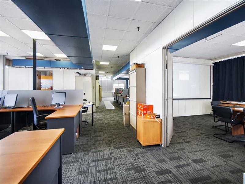 37 Stanley Street, Peakhurst NSW 2210