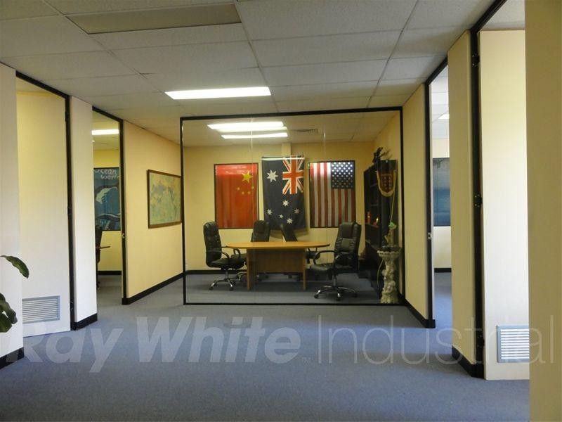 6/2A Burrows Road, St Peters NSW 2044