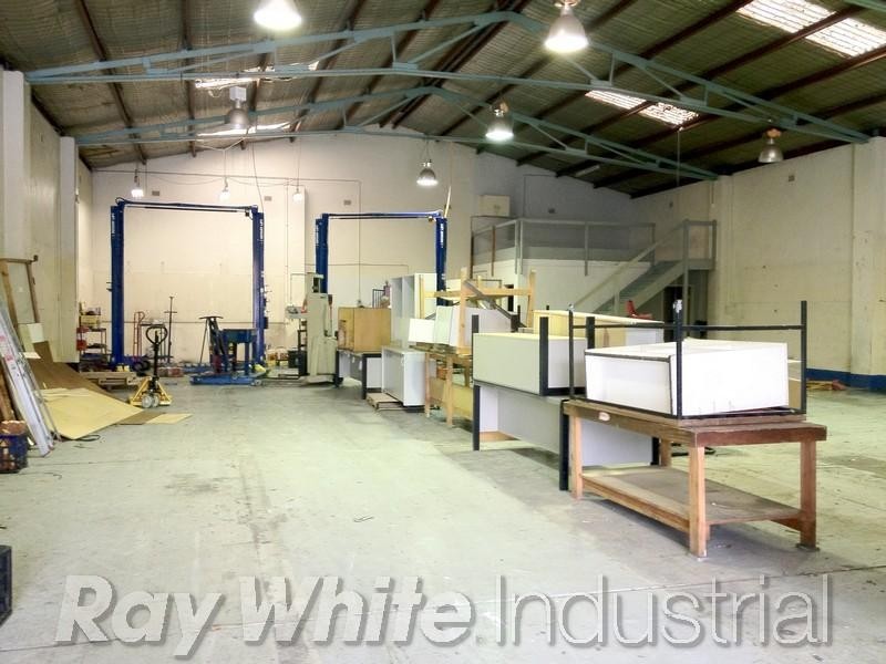 13 Cosgrove Road, Strathfield South /, Greenacre NSW 2190