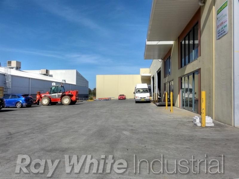 4/5 Viscount Place, Liverpool NSW 2170