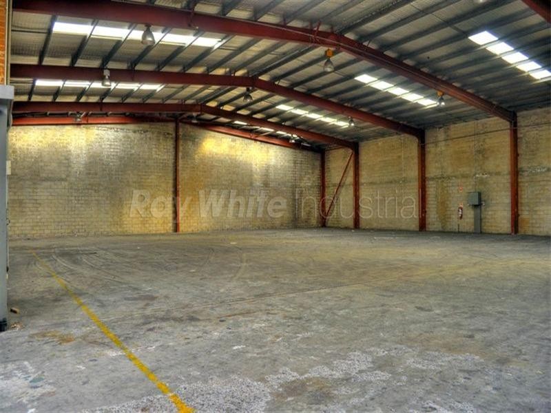 4 Powdrill Road, Prestons NSW 2170