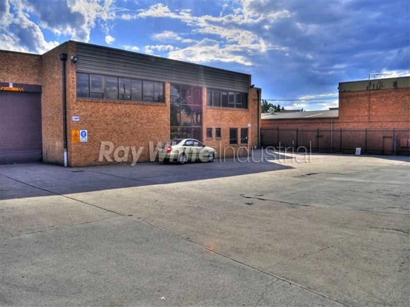 4 Powdrill Road, Prestons NSW 2170