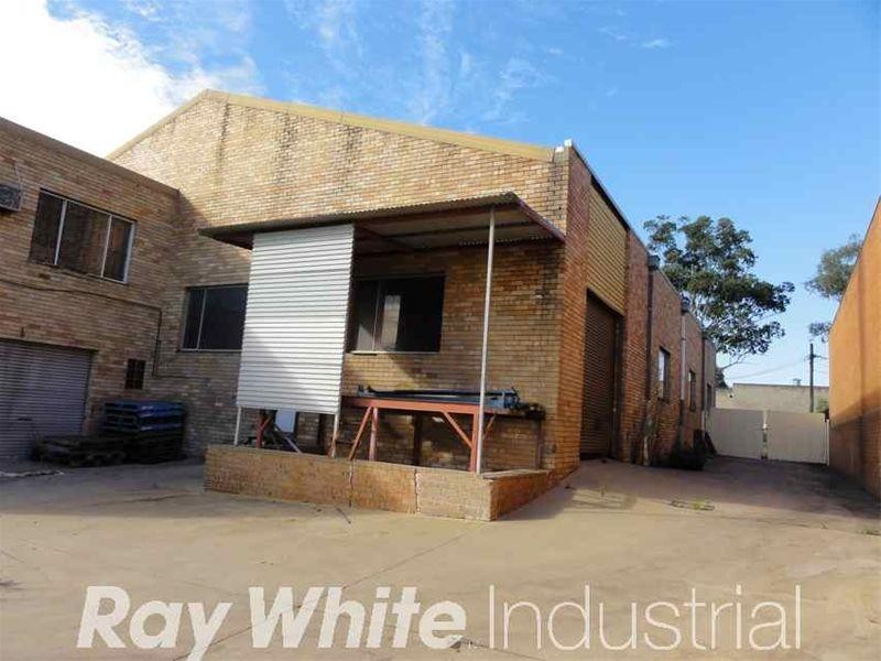 3 Blaxland Place, Milperra NSW 2214