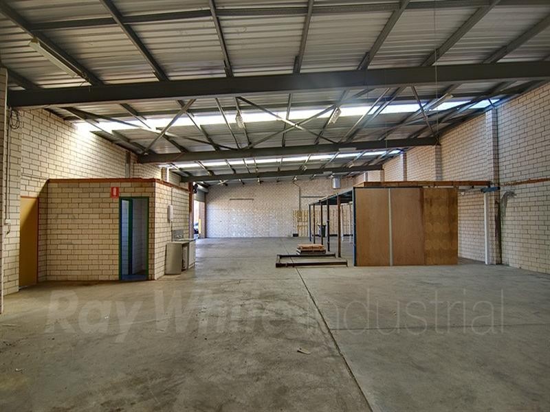 2/23 Garema Circuit, Kingsgrove NSW 2208