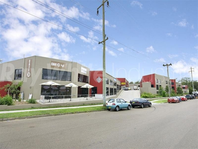 3/3 Kelso Crescent, Moorebank NSW 2170