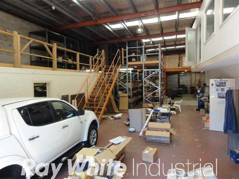 10 Clevedon Street, Botany NSW 2019