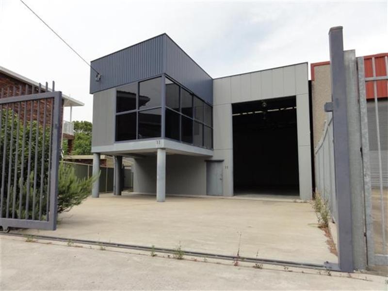 11 Edward Street, Turrella NSW 2205