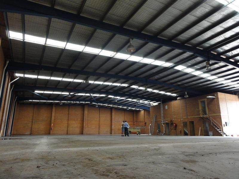 4 Mitchell Road, Moorebank NSW 2170