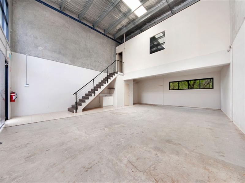 3/3 Kelso Crescent, Moorebank NSW 2170