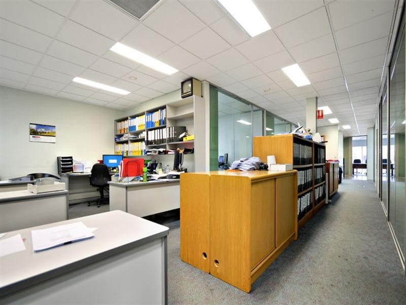 9 Garema Circuit, Kingsgrove NSW 2208