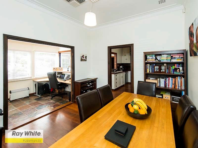 3 Hillside Crescent, Gooseberry Hill WA 6076