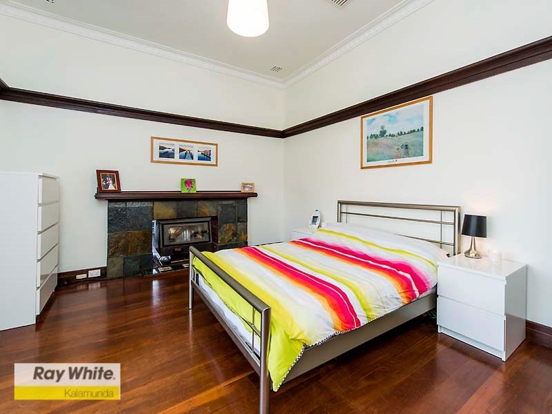 3 Hillside Crescent, Gooseberry Hill WA 6076