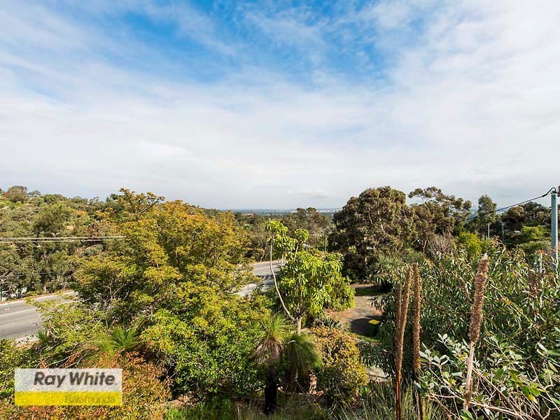 3 Hillside Crescent, Gooseberry Hill WA 6076