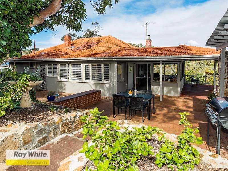 3 Hillside Crescent, Gooseberry Hill WA 6076