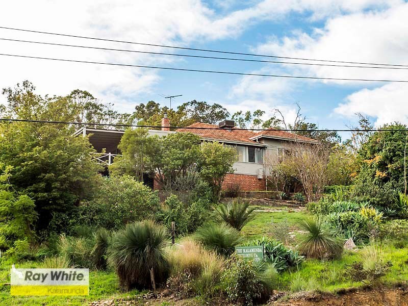 3 Hillside Crescent, Gooseberry Hill WA 6076