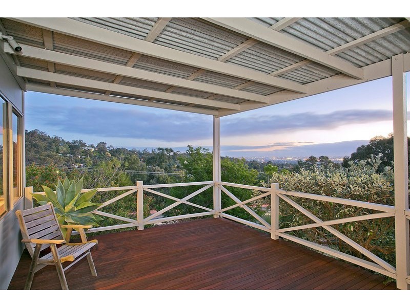 3 Hillside Crescent, Gooseberry Hill WA 6076