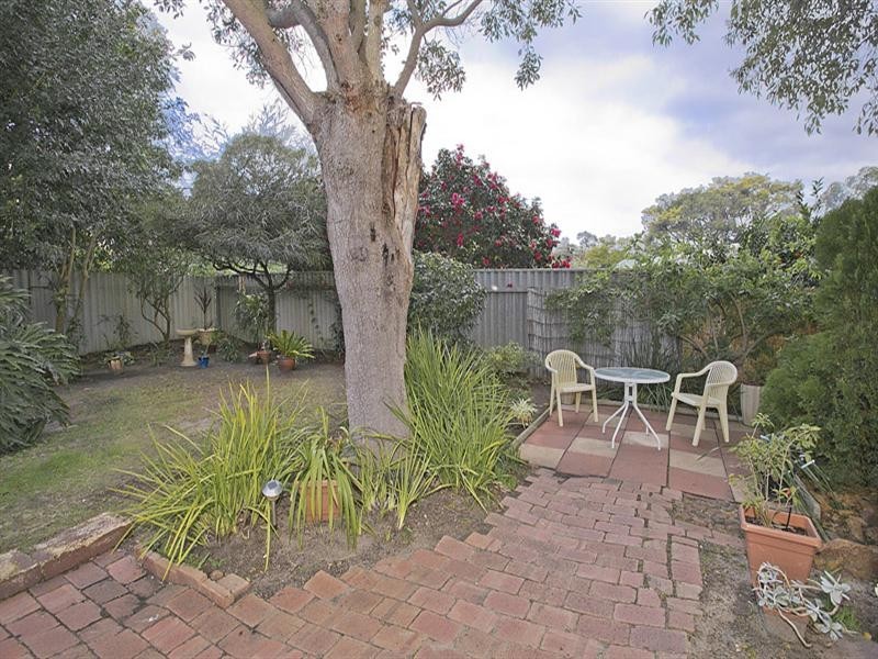 14 Anthony Street, Lesmurdie WA 6076