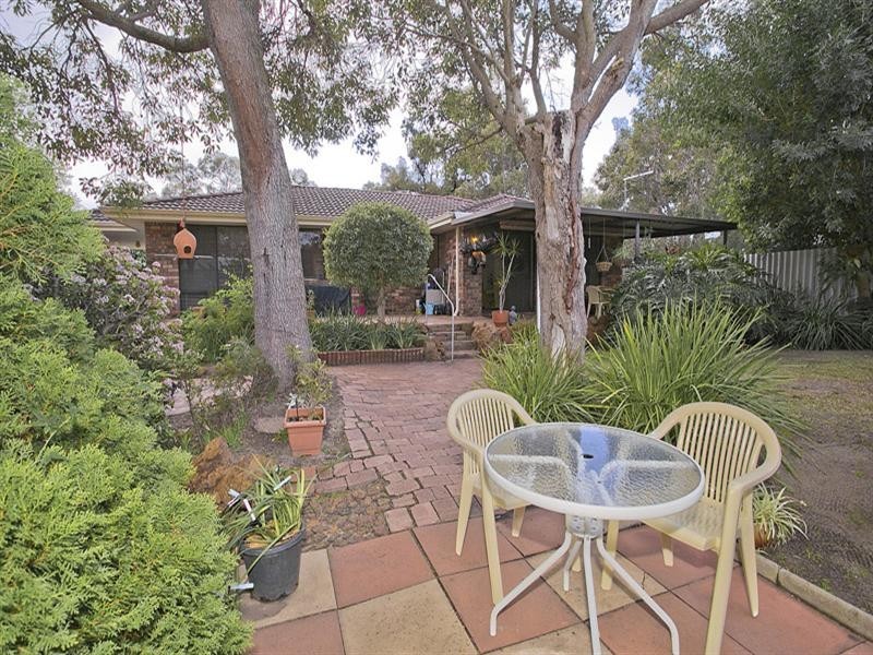 14 Anthony Street, Lesmurdie WA 6076