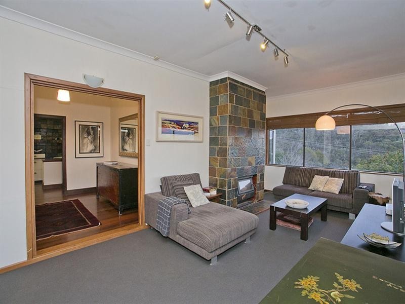 3 Hillside Crescent, Gooseberry Hill WA 6076