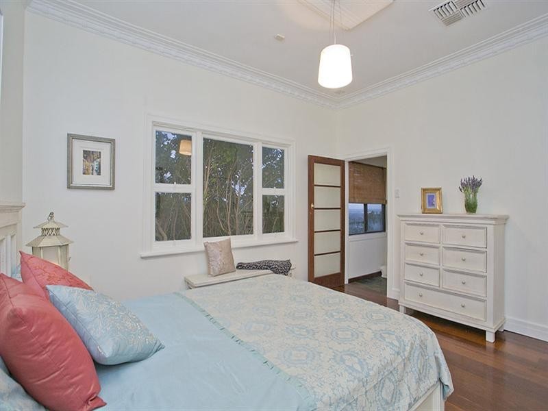 3 Hillside Crescent, Gooseberry Hill WA 6076