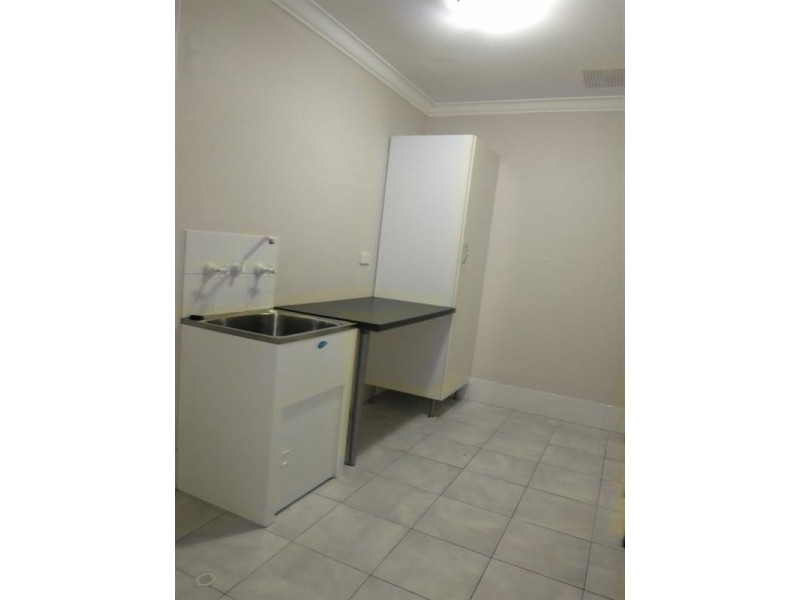 17 Edinburgh Road, Forrestfield WA 6058