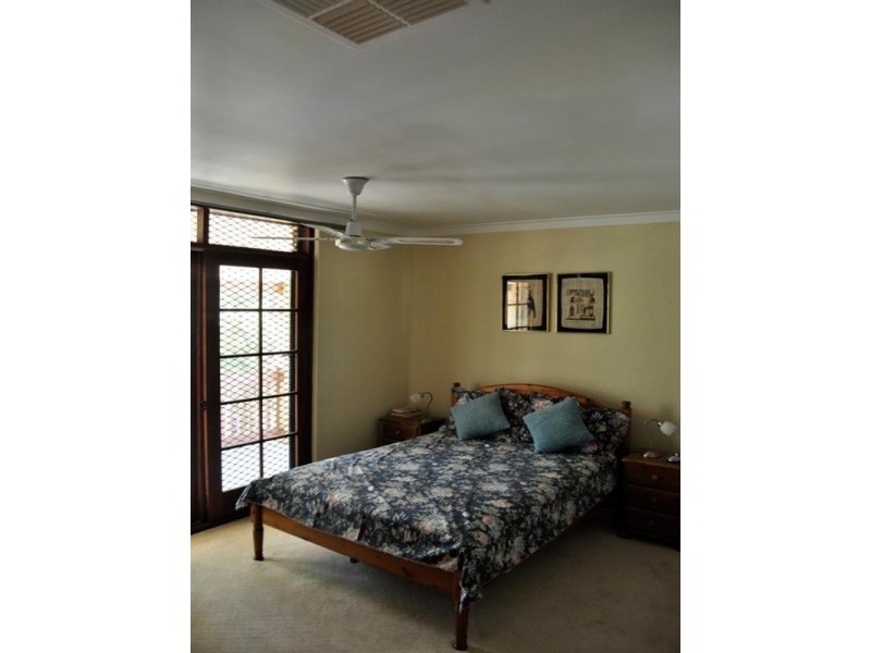 228 Holmes Road, Forrestfield WA 6058