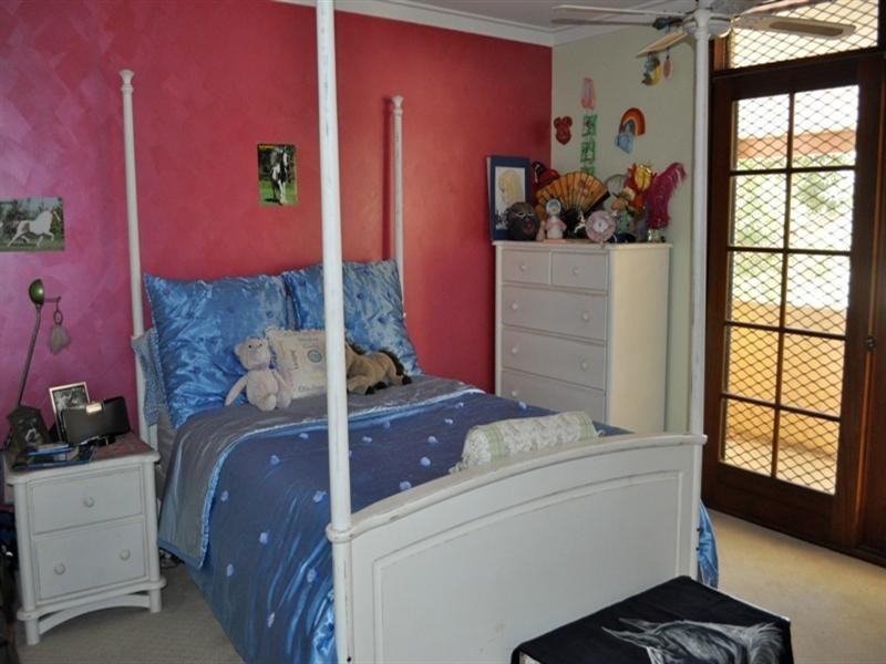 228 Holmes Road, Forrestfield WA 6058