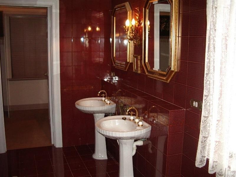 9 Graham Road, Gooseberry Hill WA 6076