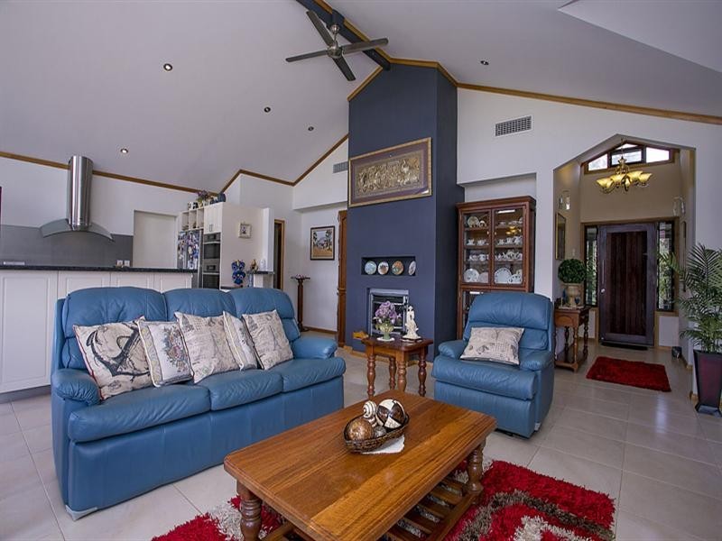 165 Ridge Hill Road, Gooseberry Hill WA 6076