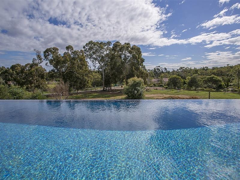 165 Ridge Hill Road, Gooseberry Hill WA 6076