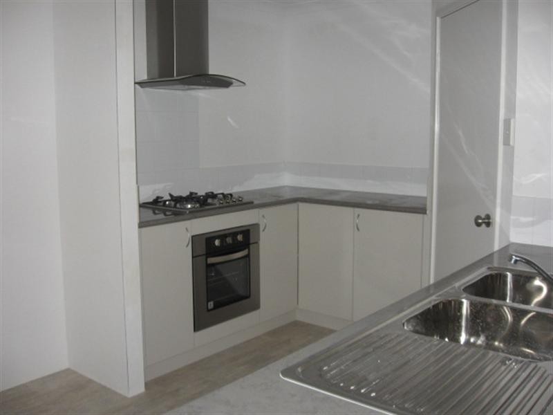 24 Edinburgh Road, Forrestfield WA 6058