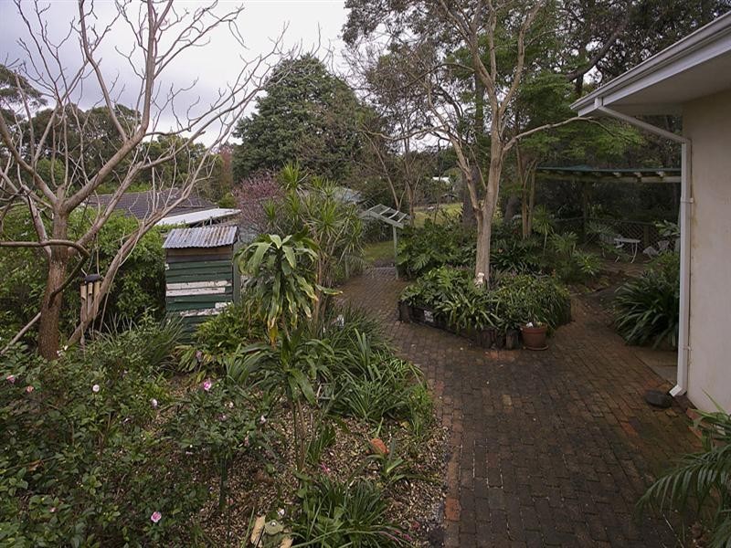 15 Lindsay Street, Kalamunda WA 6076