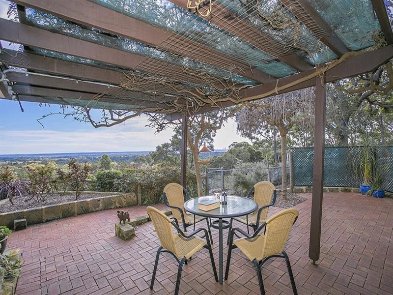 44 Honey Road, Forrestfield WA 6058